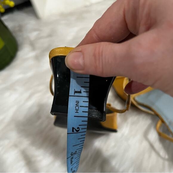 NEW Unisa Vintage 90s Patent Leather Slingback Bows Kitten Heel Sandals 6.5 NWOB - Picture 16 of 16